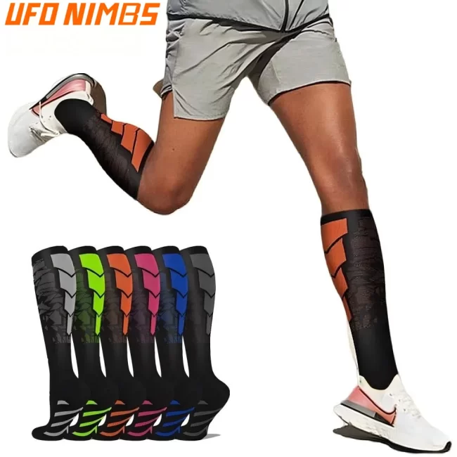 1 pair of sports compression socks for both men and women, warm for running, cycling and playing football