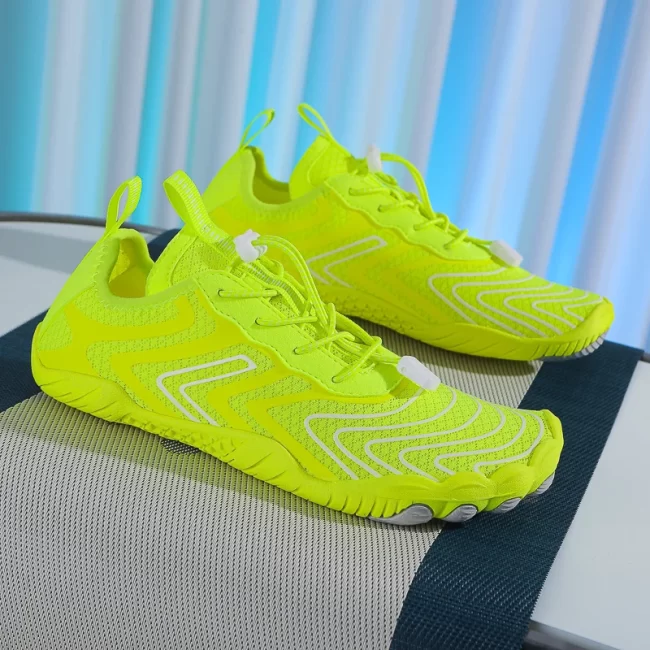 Sports Water Shoes Are Casual, Breathable, Lightweight, Quick-Drying, Barefoot, Suitable for Beach Vacation, Surfing, Swimming, Fishing, Diving, Fitness Training, Outdoor River Tracking, Adjustable Fit