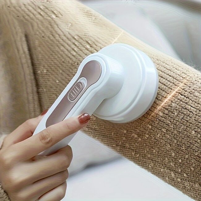 1pc, Fabric Shaver, Electric Lint Remover, USB Rechargeable Sweater Shaver, Power Lint Shaver, Fuzz Remover, Pilling Remover, Portable Hairball Trimmer For Clothes, Bedding, Furniture, Carpet, Sofa, Cleaning Supplies, Christmas. Christmas Presents.