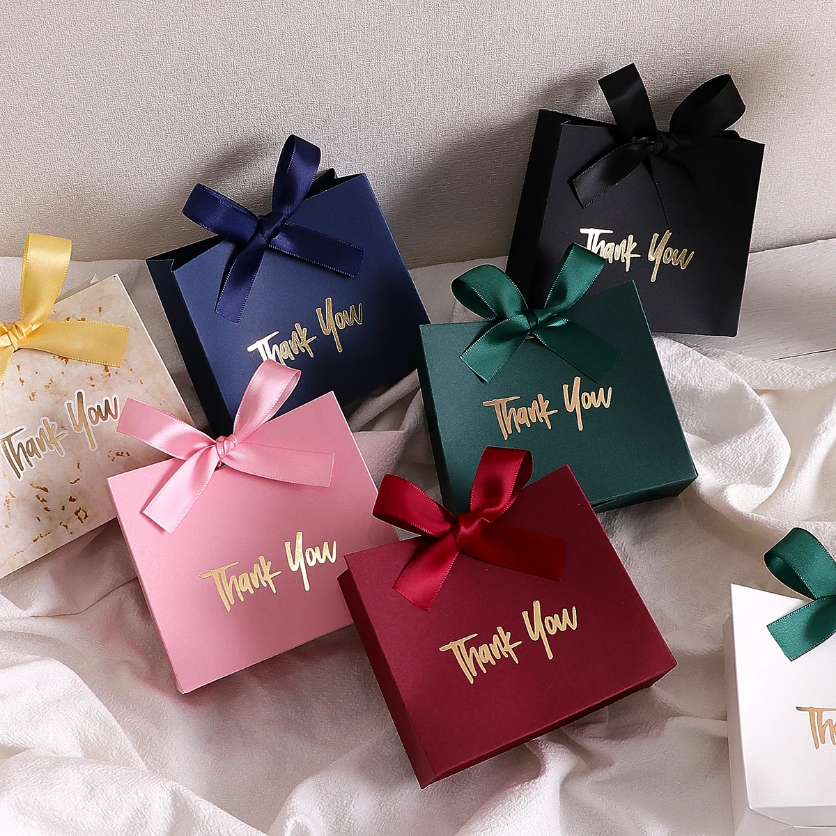 Mini Gift Boxes with Gold Ribbon – Set of 10 Thank-You Favor Boxes